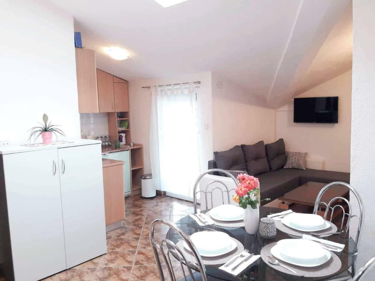 Apartments Nevistic Tribalj  Exterior photo